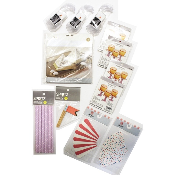 Other - NWT 12-piece party treats and desserts packaging bundle